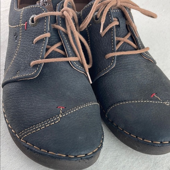 Josef Seibel European Sneaker Size 8.5 (39) - Picture 3 of 12